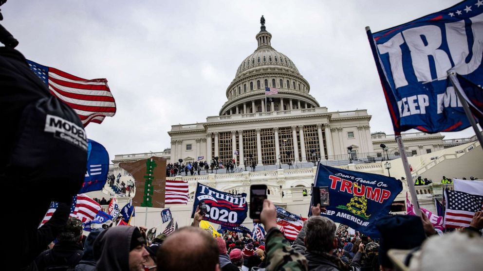 Capitol Police Officers Sue Trump and Others Over Jan 6 Insurrection